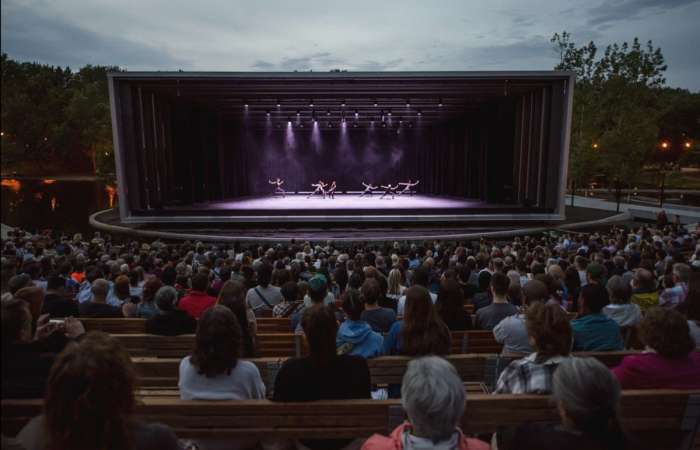C’est aujourd’hui que débute la programmation estivale au Théâtre de Verdure, un aperçu !