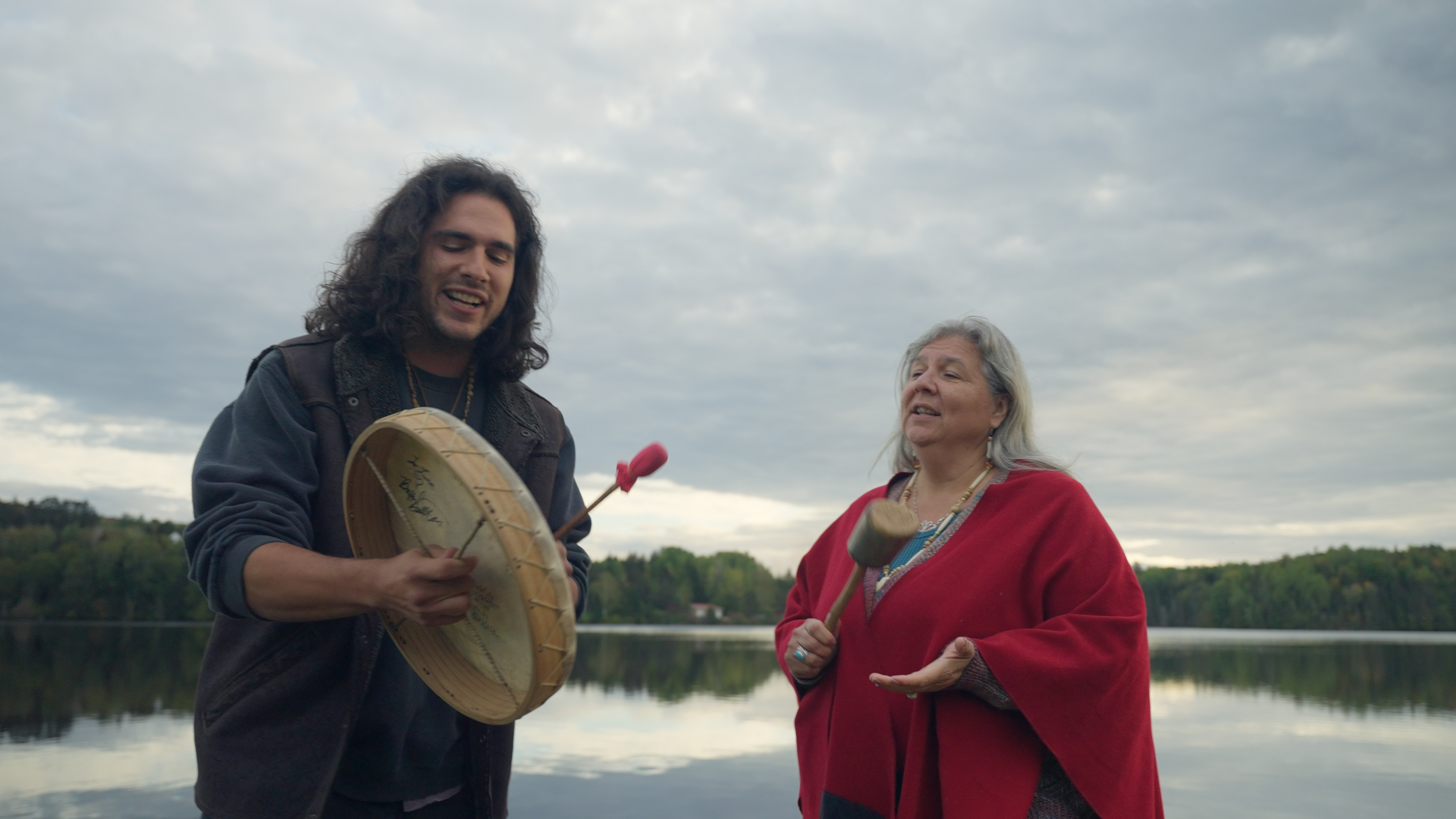 Dès le 19 novembre: Laissez-nous raconter, de Kim O’BOMSAWIN, la docusérie en primeur sur ICI TÉLÉ