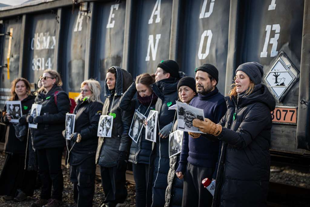 Mères au front | Retour en vidéo sur la grande manifestation du 13 octobre 2024 dernier à Rouyn-Noranda