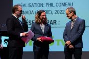 Phil Comeau fait Officier de l'Ordre des Arts et des Lettres de la République française